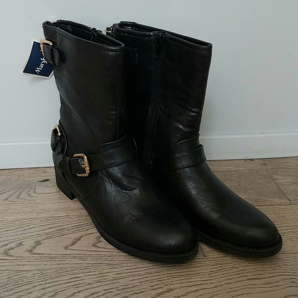 Unisa size 6-1/2 boots